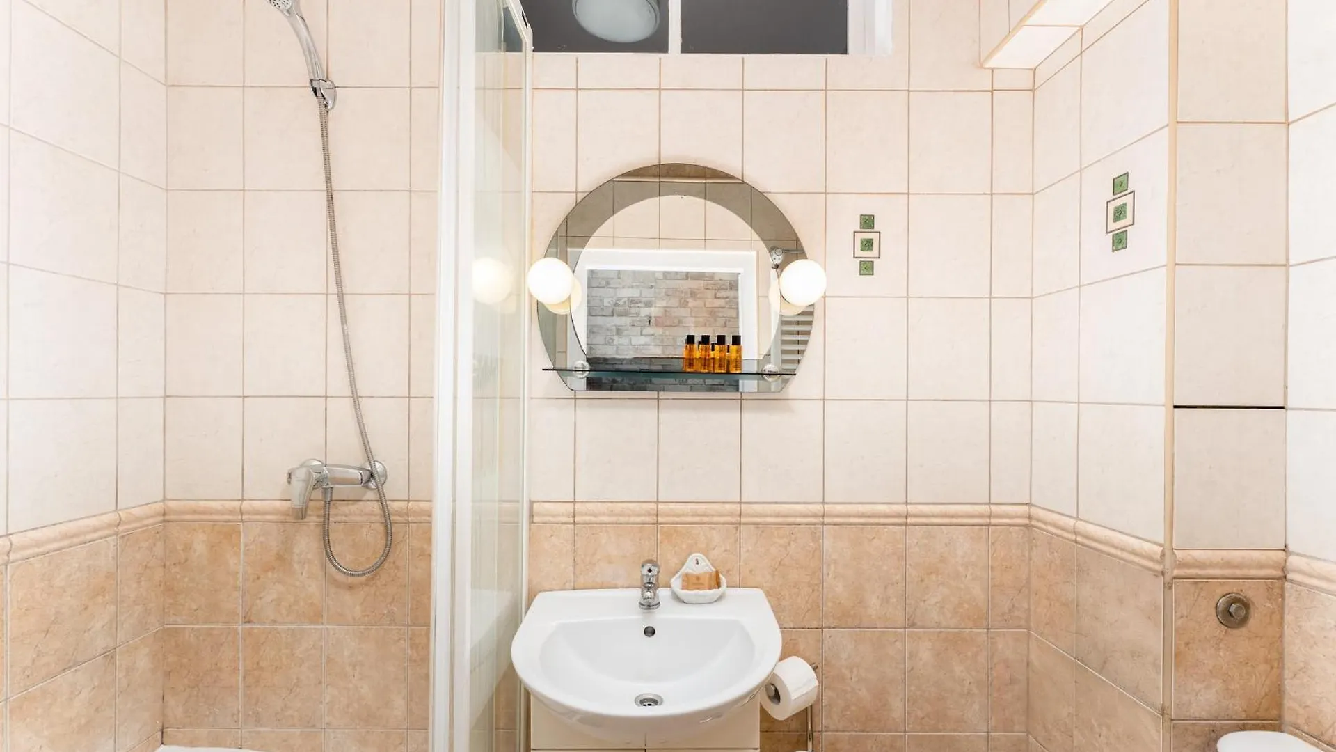Mogilska Standard Apartment Krakow Poland